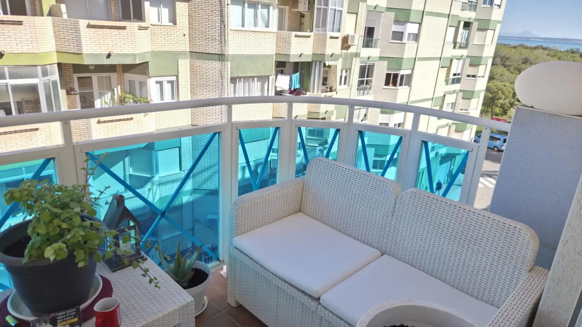 Balcony of Attic for sale in Guardamar del Segura  with Air Conditioner, Terrace and Storage room