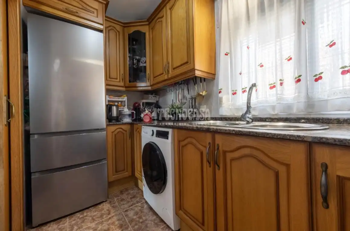 Piso en venta en Calle Amposta, Torreforta