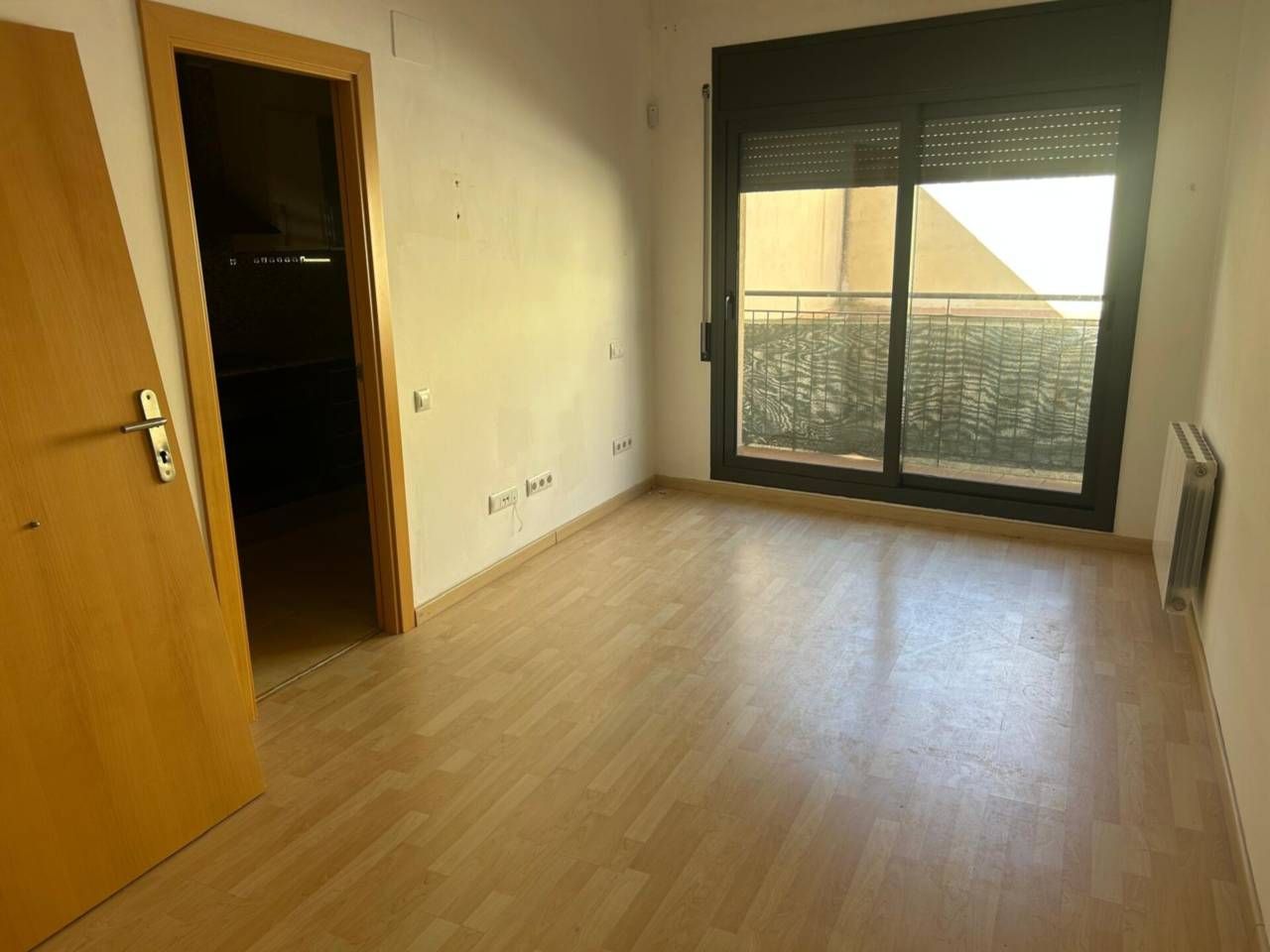 Dormitori de Pis en venda en Tàrrega amb Calefacció, Parquet i Balcó