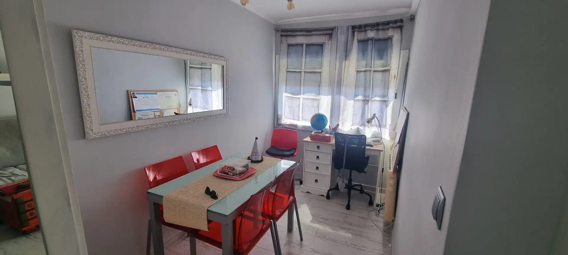 Comedor de Piso en venta en Badalona con Parquet, Horno y Alarma