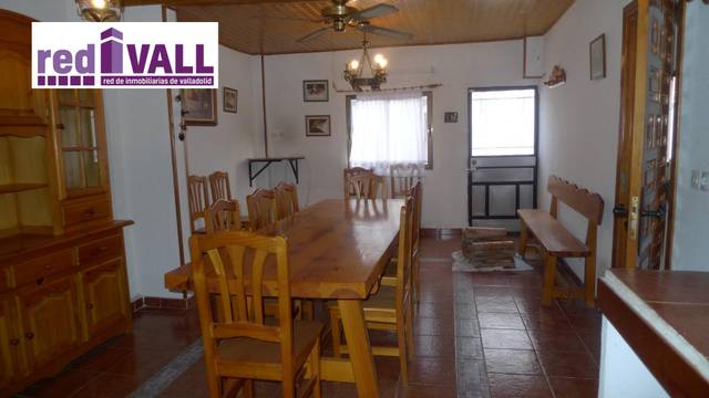 Casa-chalet en Venta en Calle del Val en Traspinedo