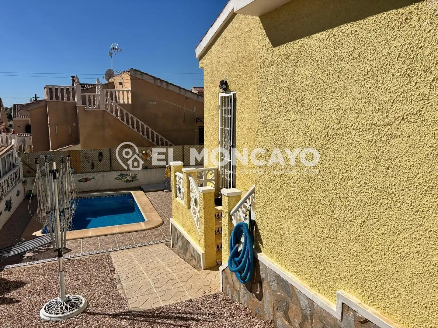 Vista exterior de Casa o chalet en venta en Rojales con Aire acondicionado, Jardín privado y Terraza