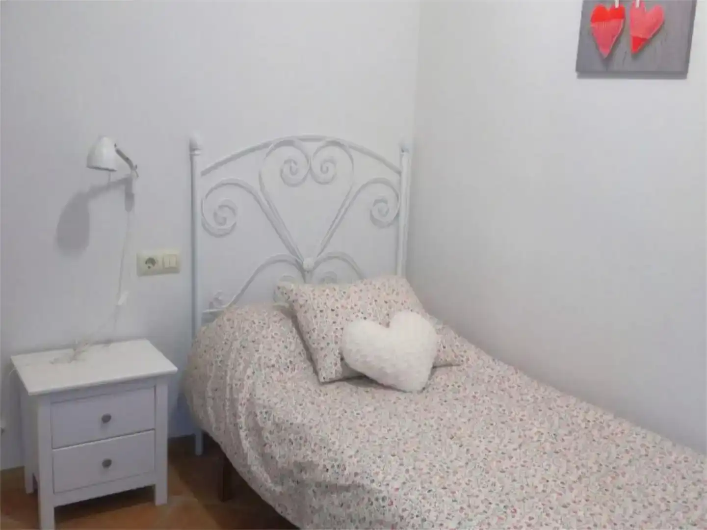 Dormitori de Pis en venda en Camas amb Aire condicionat, Moblat i Balcó