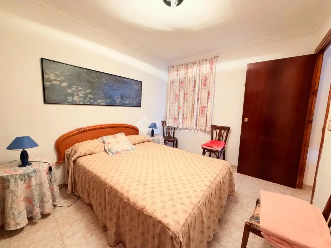 Schlafzimmer von Einfamilien-Reihenhaus zum Verkauf in Tembleque