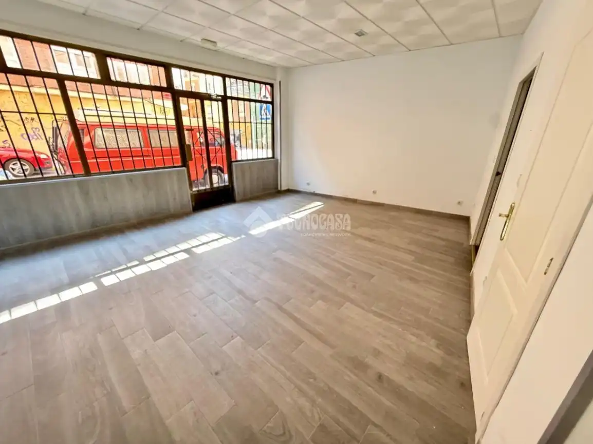 Business premises to rent in C. Batalla de Clavijo, imagen 5