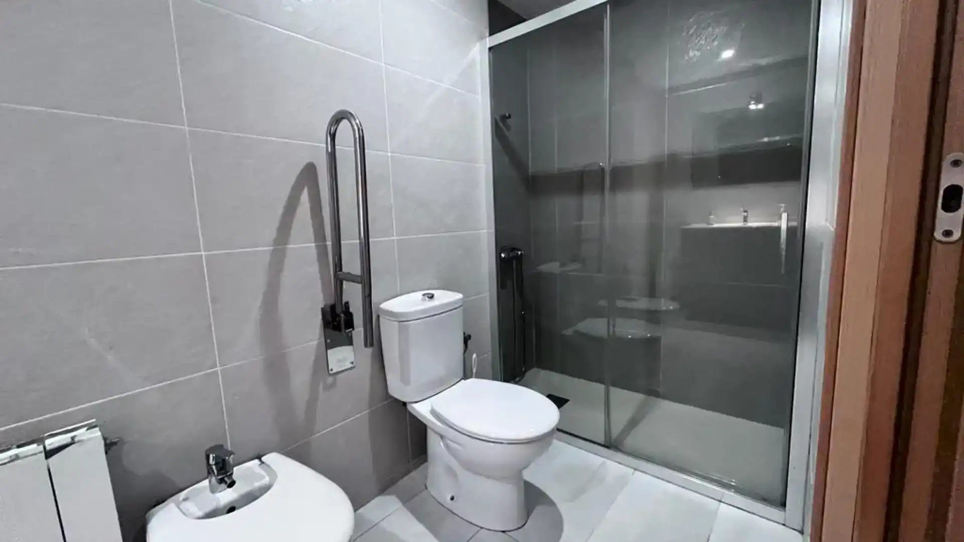Baño de Piso en venta en Mollet del Vallès con Aire acondicionado