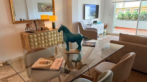 Foto 3 de Piso en venta en Calle Orión, Los Naranjos, Marbella