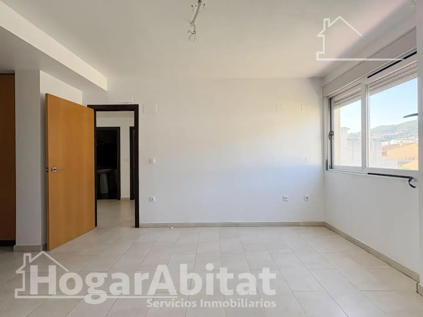 Dormitori de Àtic en venda en Vilallonga / Villalonga amb Terrassa, Balcó i Piscina comunitària