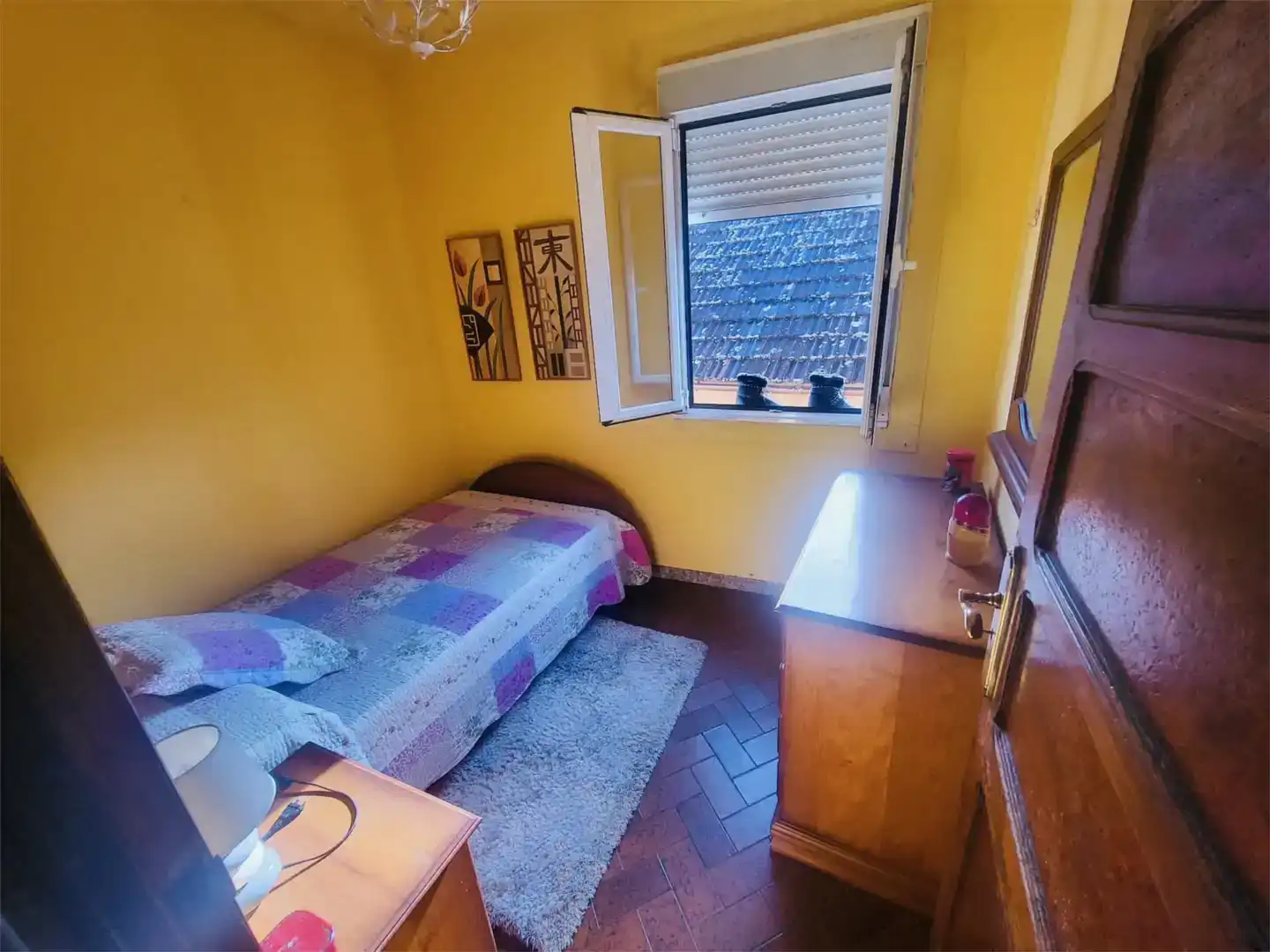 Habitación de Casa adosada en venta en Ribeira con Amueblado, Horno y Lavadora