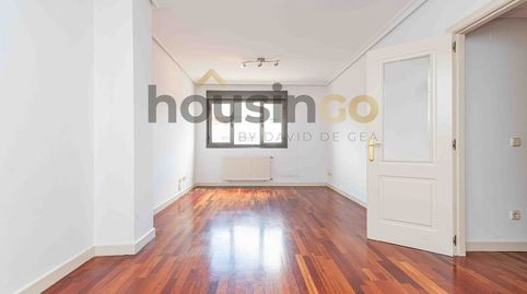 Photo 2 of Flat for rent in Ana de Austria, Sanchinarro, Madrid Capital