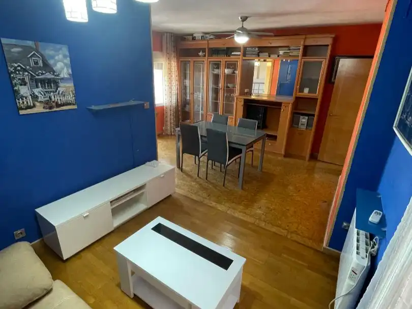 Wohnzimmer von Wohnung zur Miete in Valladolid Capital mit Balkon