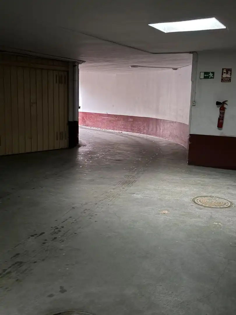 Parking of Garage for sale in Centro - Mendibil - Santiago