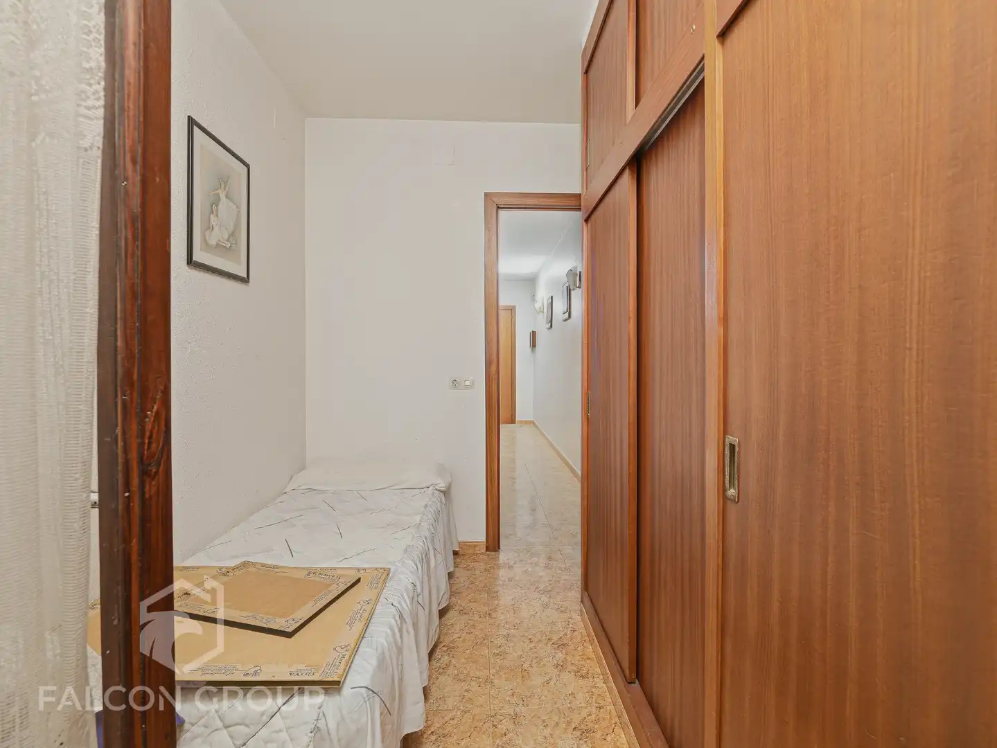 Dormitori de Casa adosada en venda en Vilanova i la Geltrú amb Terrassa i Balcó