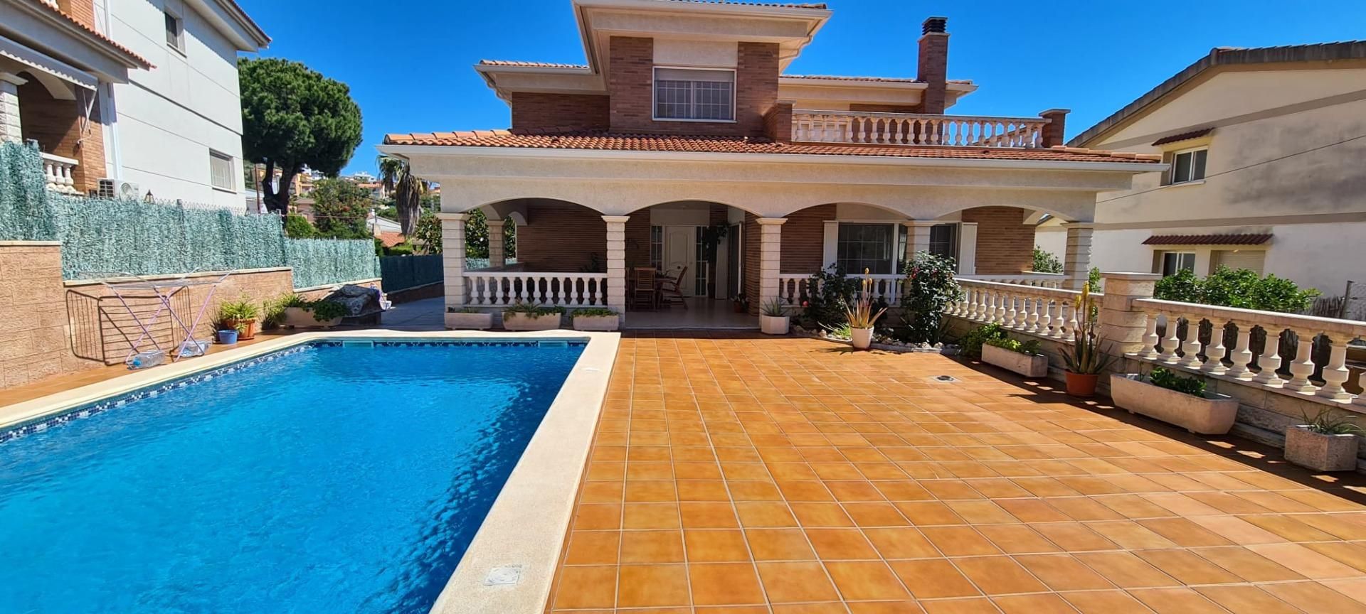 Piscina de Casa o xalet en venda en Calafell amb Calefacció, Jardí privat i Terrassa