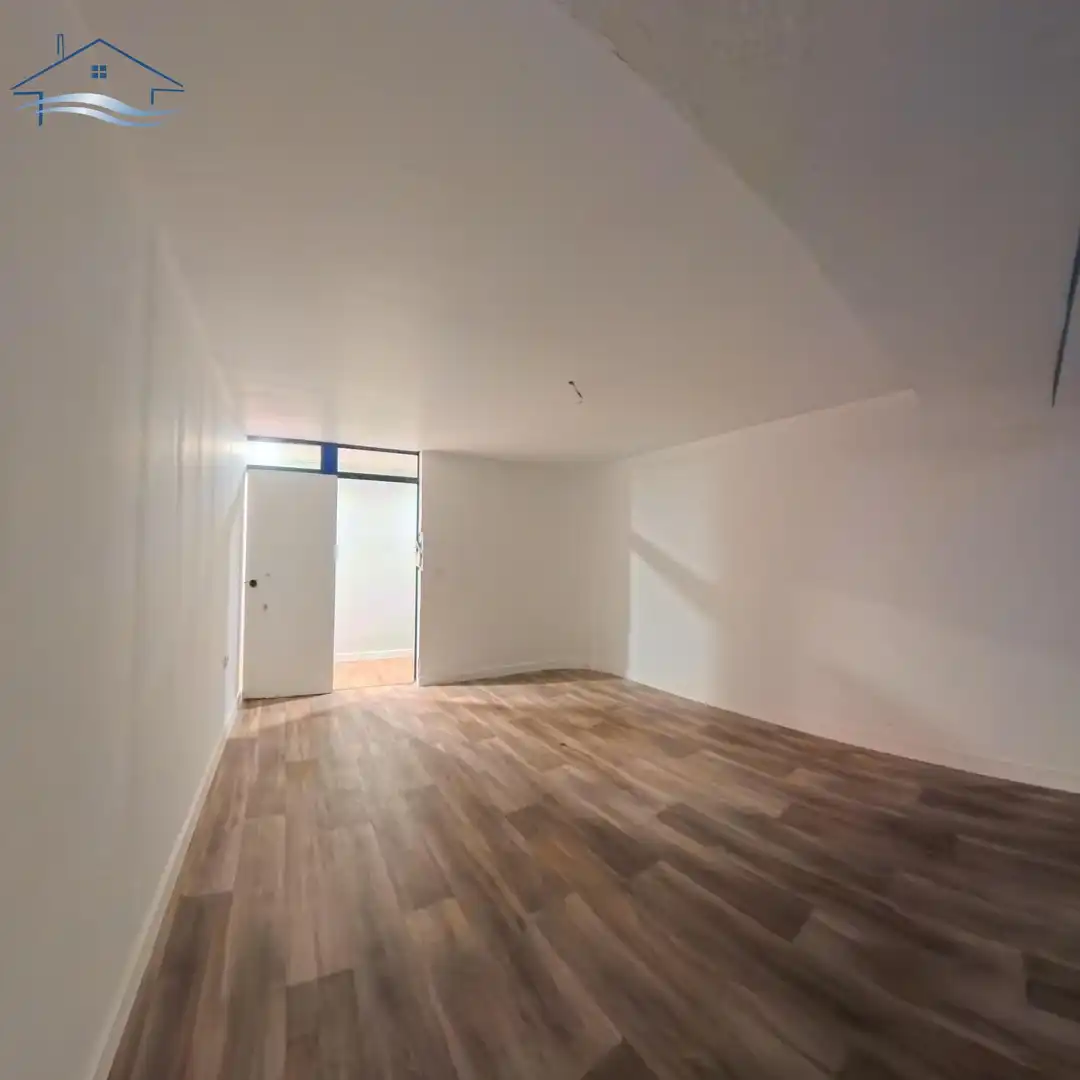 Büro zur Miete in Alicante / Alacant mit Klimaanlage und Heizung