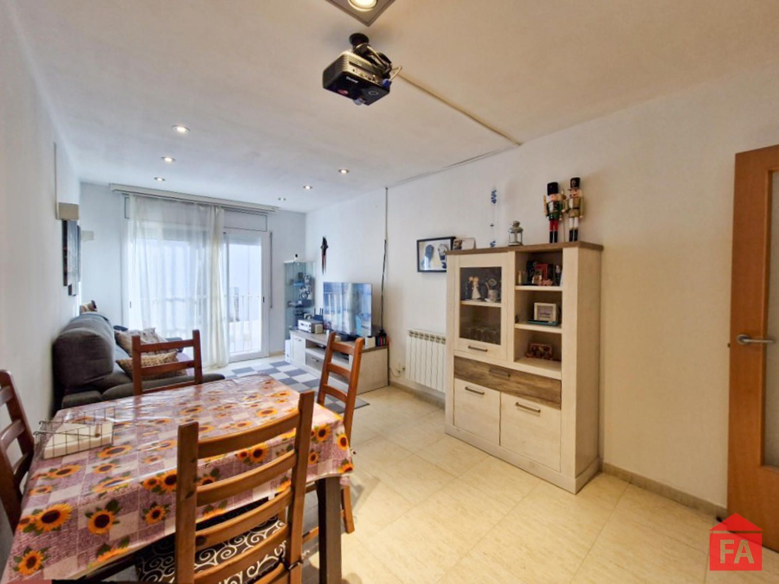 Living room of Flat for sale in El Vendrell  with Air Conditioner, Heating and Terrace