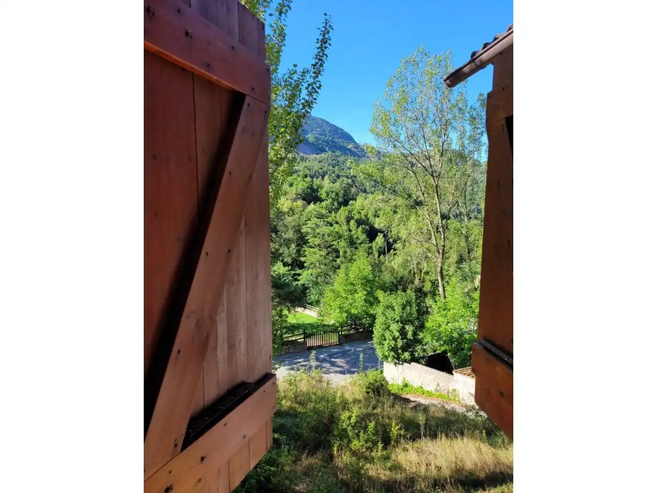 Vista exterior de Casa o xalet en venda en Fígols i Alinyà amb Calefacció, Jardí privat i Terrassa