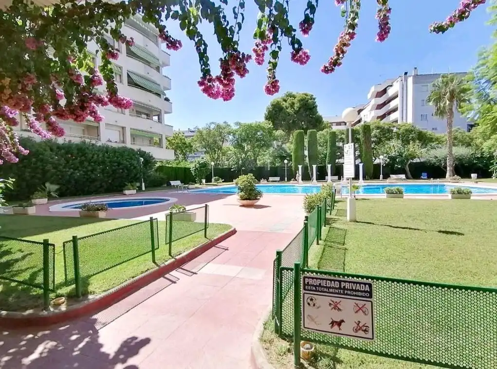 Swimming pool of Flat for sale in Salou  with Terrace and Community pool