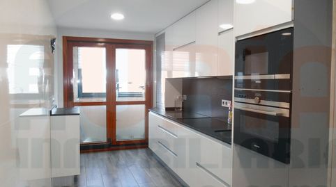 Foto 2 de Piso de alquiler en Calle Tomás Crespo Frígilis, La Ería, Oviedo