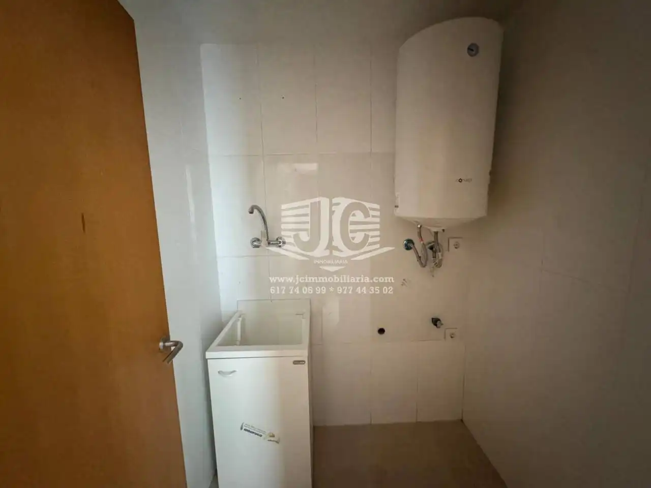 Wohnung zur Miete in Avenida Catalunya, L'Aldea