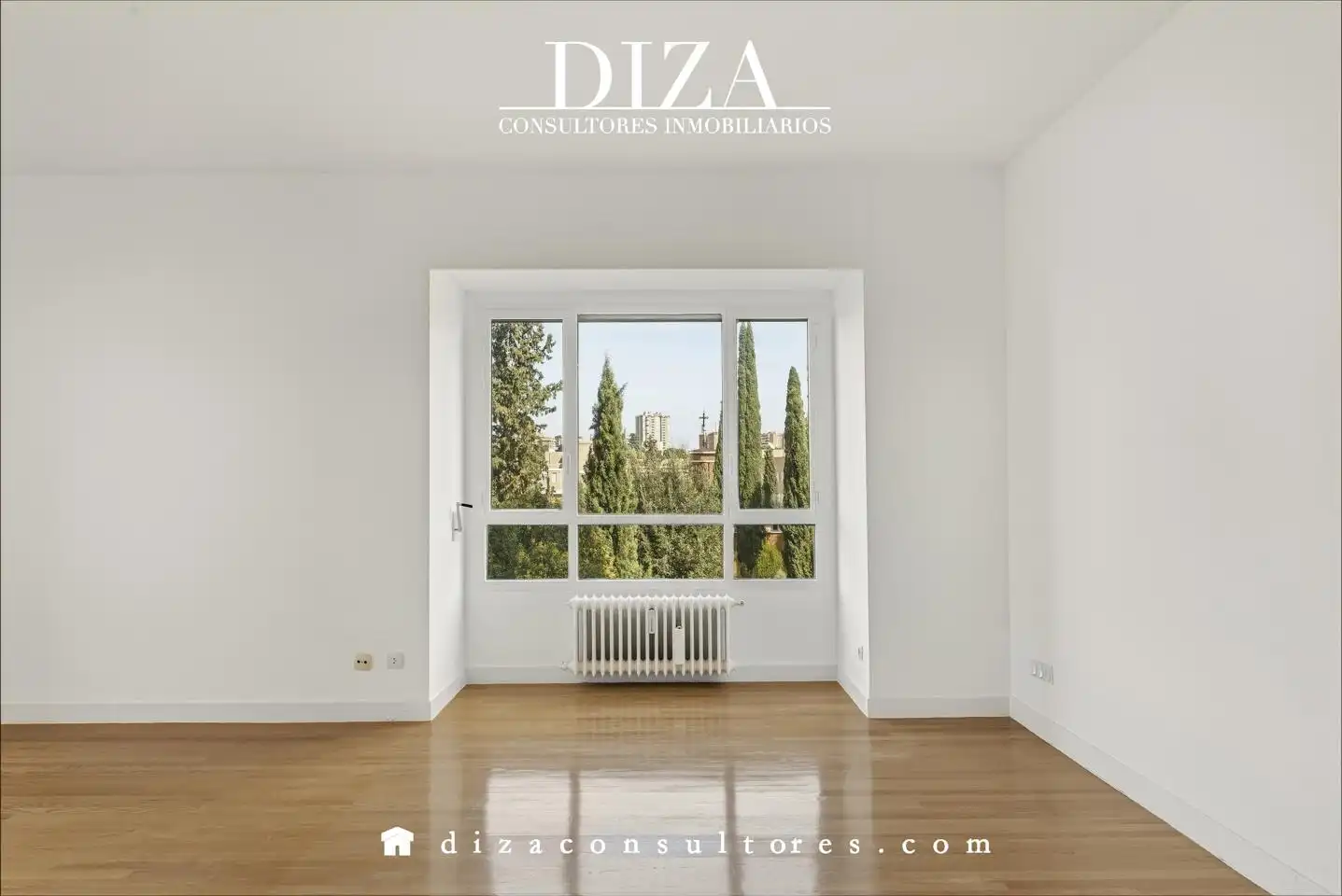 Bedroom of Flat for rent in Chamartín