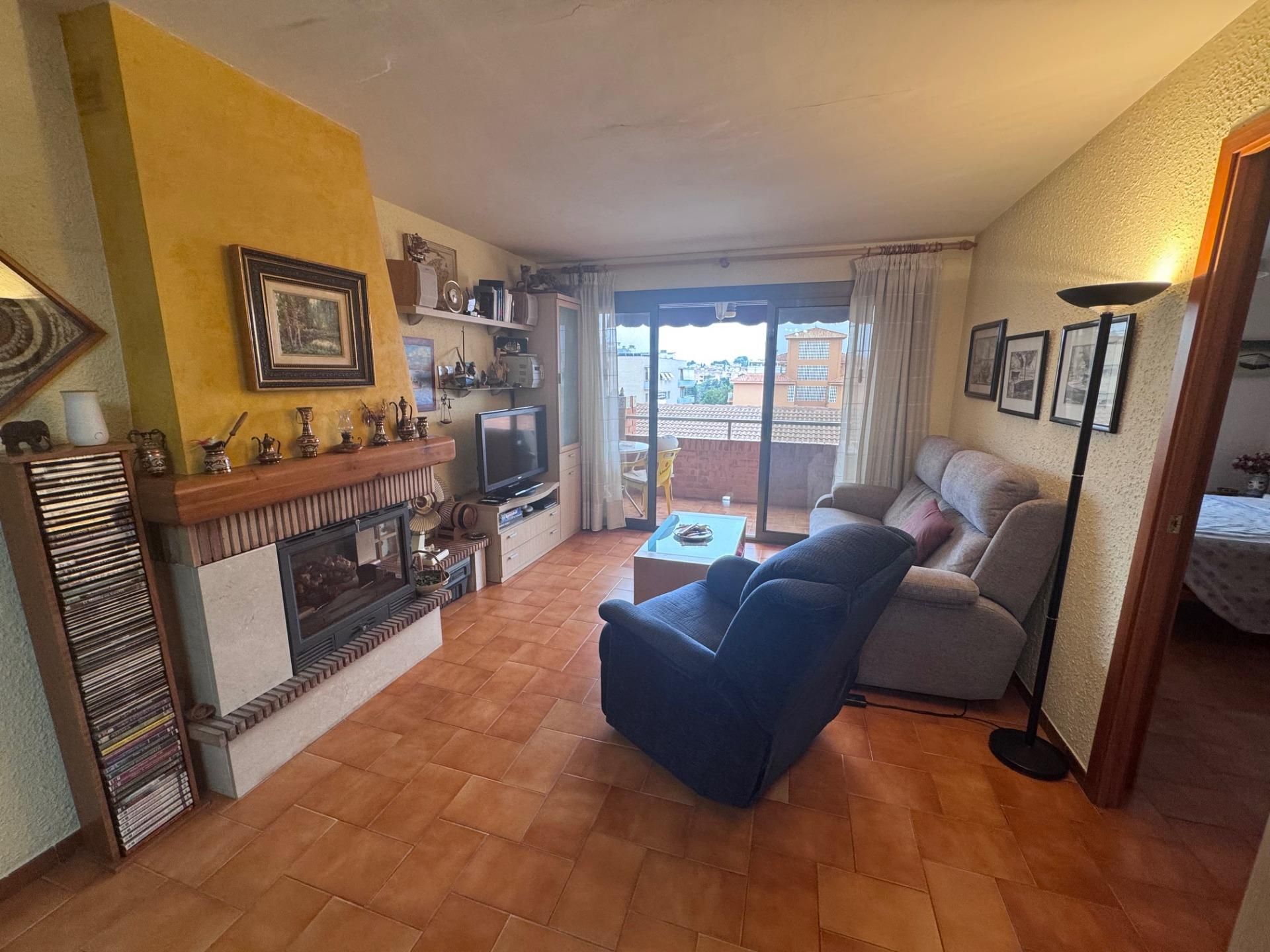 Sala d'estar de Pis en venda en Torredembarra amb Aire condicionat, Calefacció i Terrassa