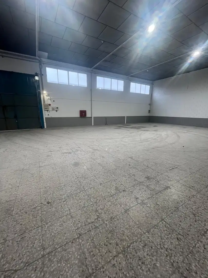 Fabrikhallen zur Miete in Algorós - El Derramador