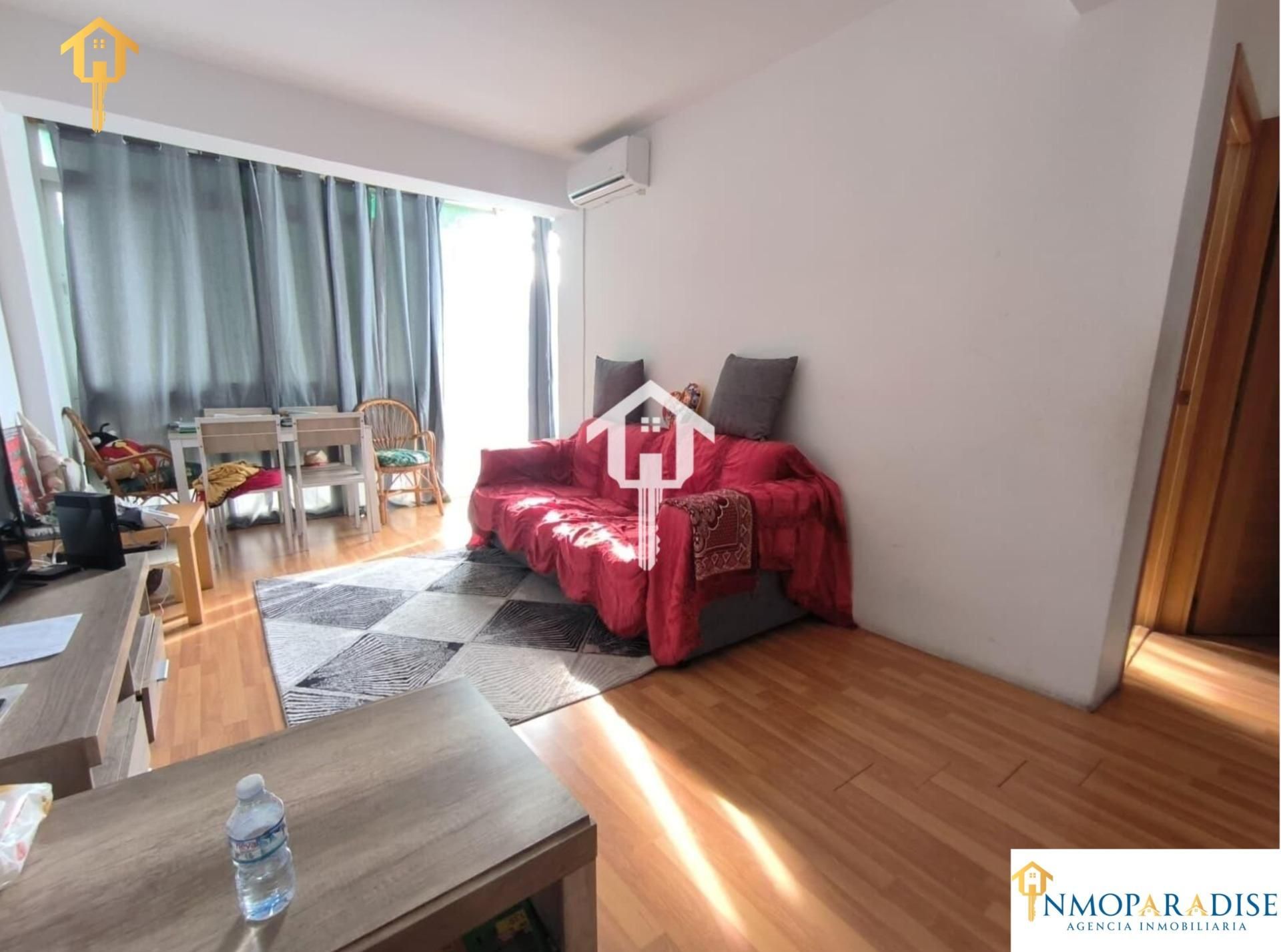 Living room of Flat for sale in Alicante / Alacant  with Air Conditioner, Furnished and Balcony