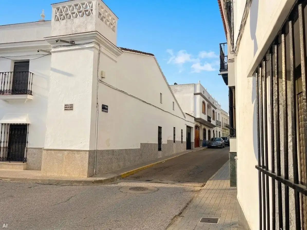 Außenansicht von Gebäude zum Verkauf in Arroyo de San Serván, Badajoz