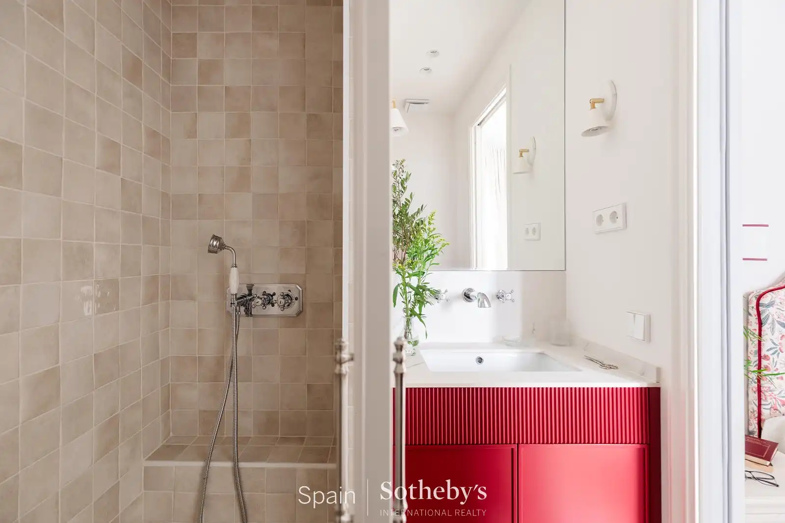 Bathroom of Apartments for sale in Madrid  with Air Conditioner, Heating and Terrace