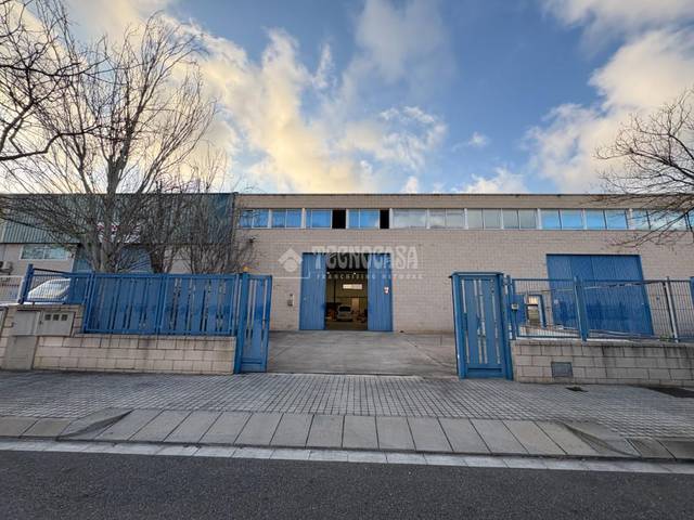 Local comercial en Venta en Carrer Mas del abad en Vila-seca Poble