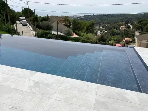 Chalet con terraza en venta en Carrer Mimosa, imagen 5