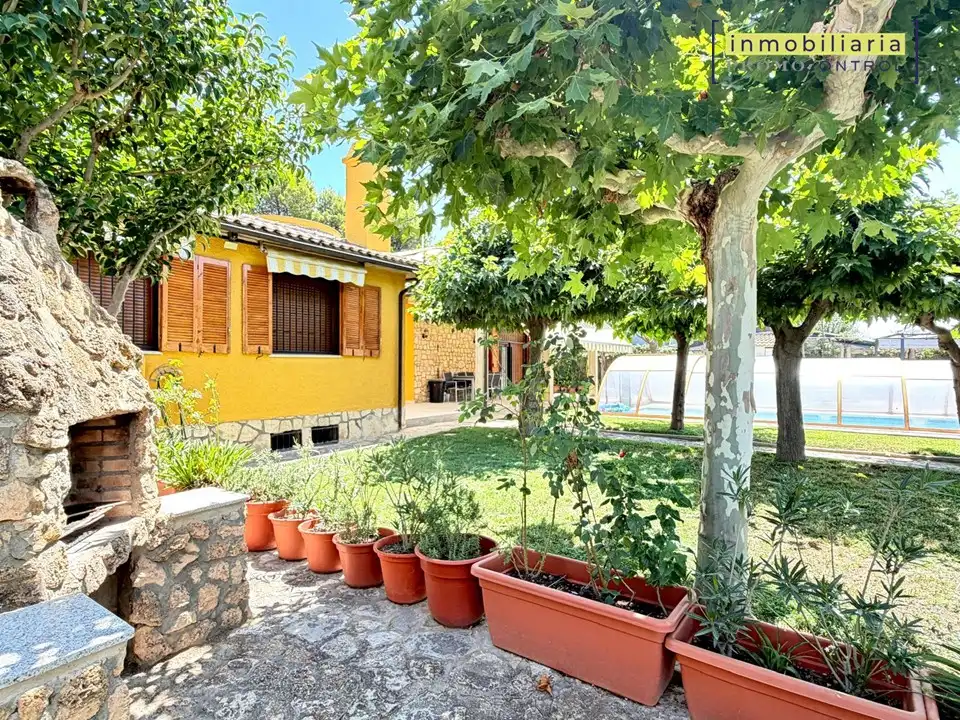 Jardí de Casa o xalet en venda en Zuera amb Aire condicionat, Calefacció i Jardí privat