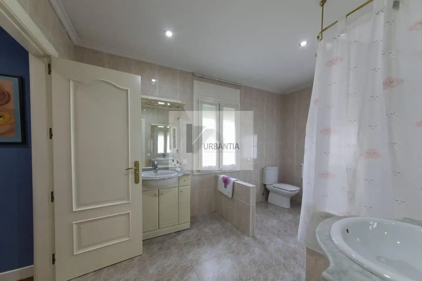 Baño de Casa o chalet en venta en Berrioplano / Berriobeiti con Aire acondicionado, Calefacción y Jardín privado