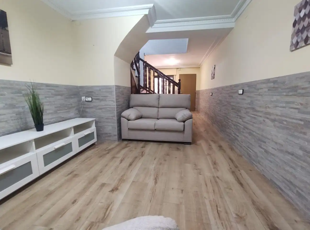 Casa o chalet de alquiler en Castellón de la Plana / Castelló de la Plana con Terraza y Balcón