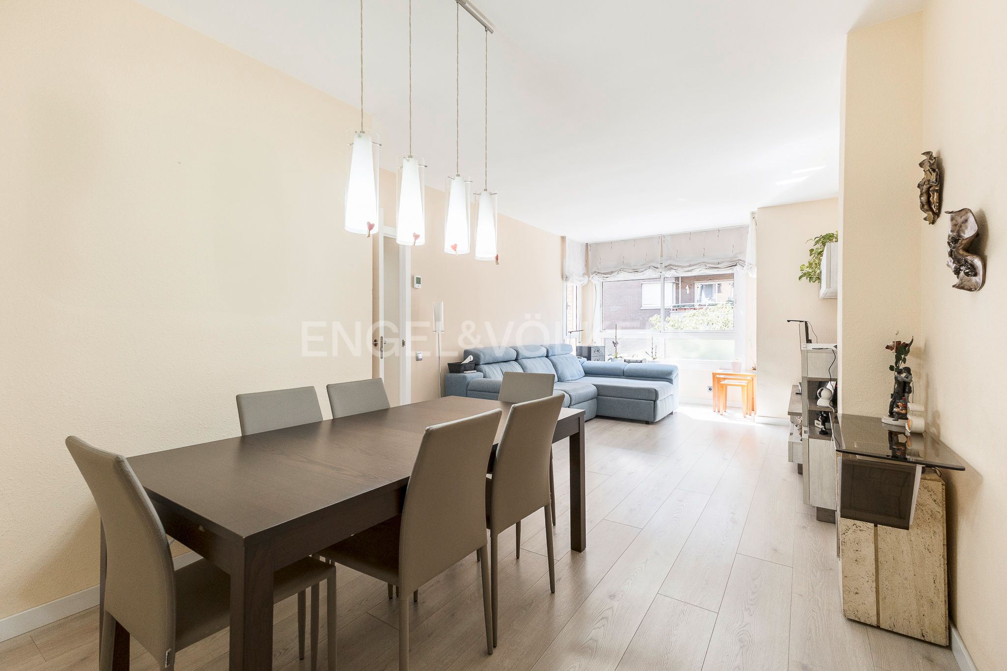 Menjador de Apartament en venda en  Barcelona Capital amb Aire condicionat, Calefacció i Balcó