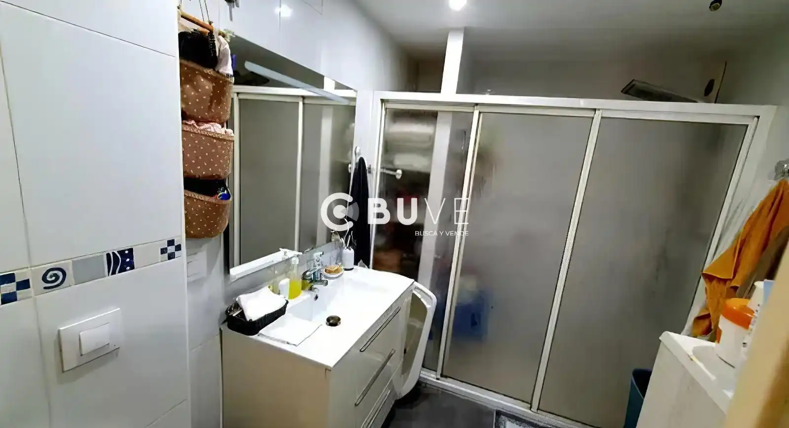 Bany de Pis en venda en Marbella amb Aire condicionat i Calefacció