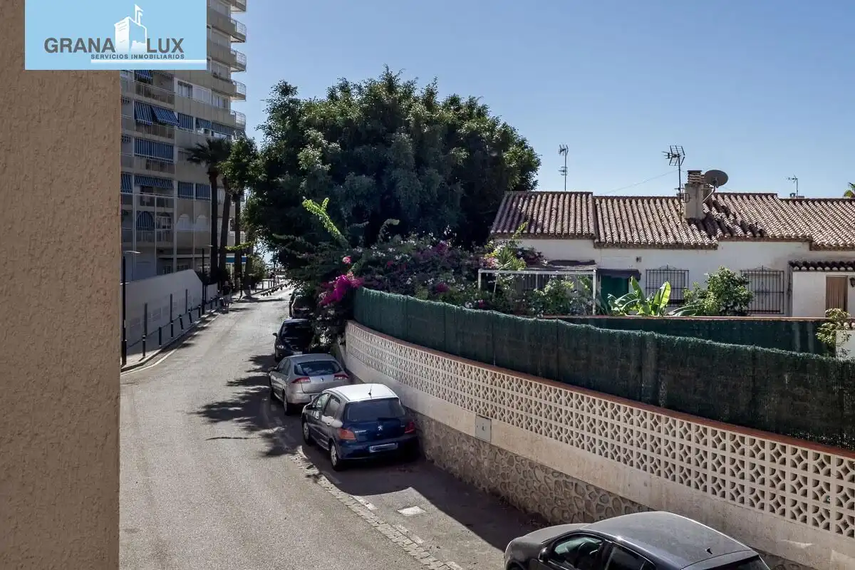 Vista exterior de Pis en venda en Almuñécar amb Terrassa i Traster
