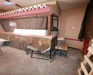 Premises for sale in Herencia