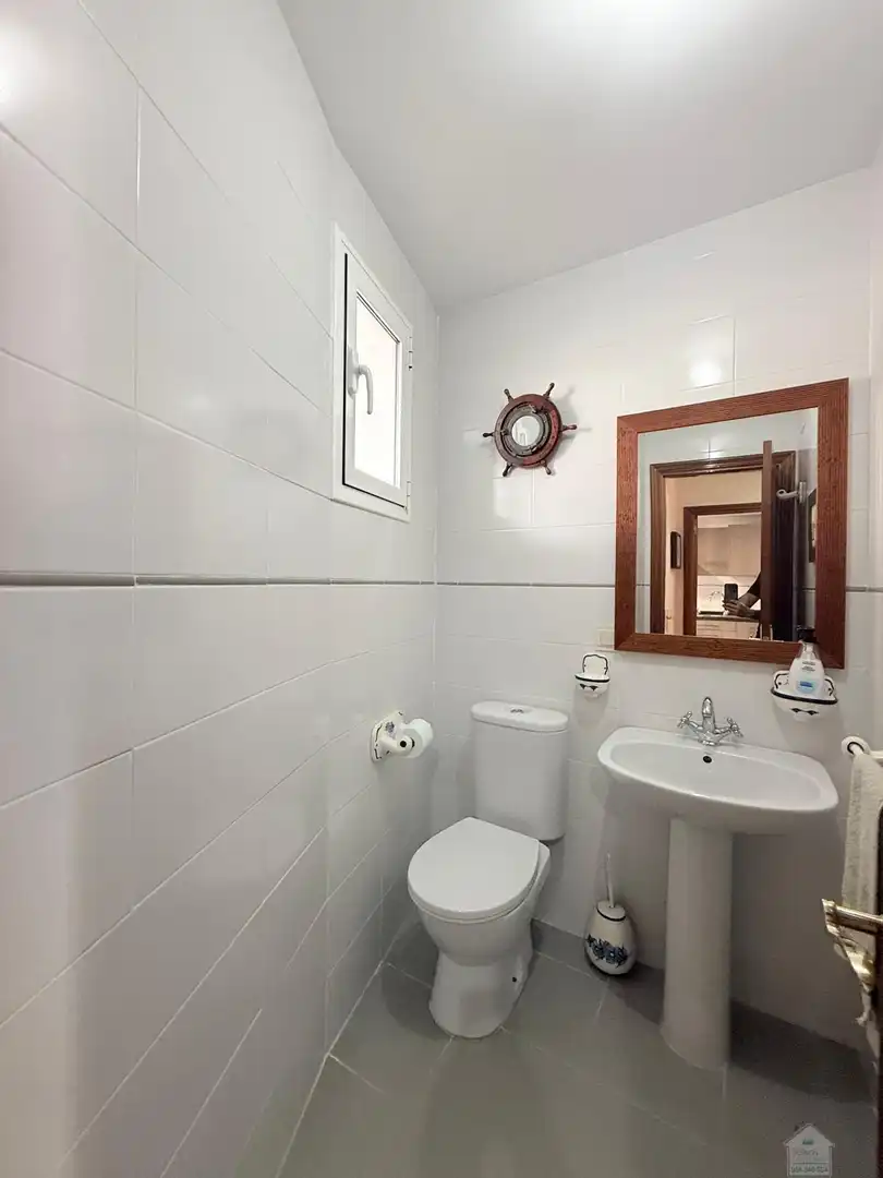 Baño de Casa o chalet en venta en Tomares con Aire acondicionado, Terraza y Piscina comunitaria