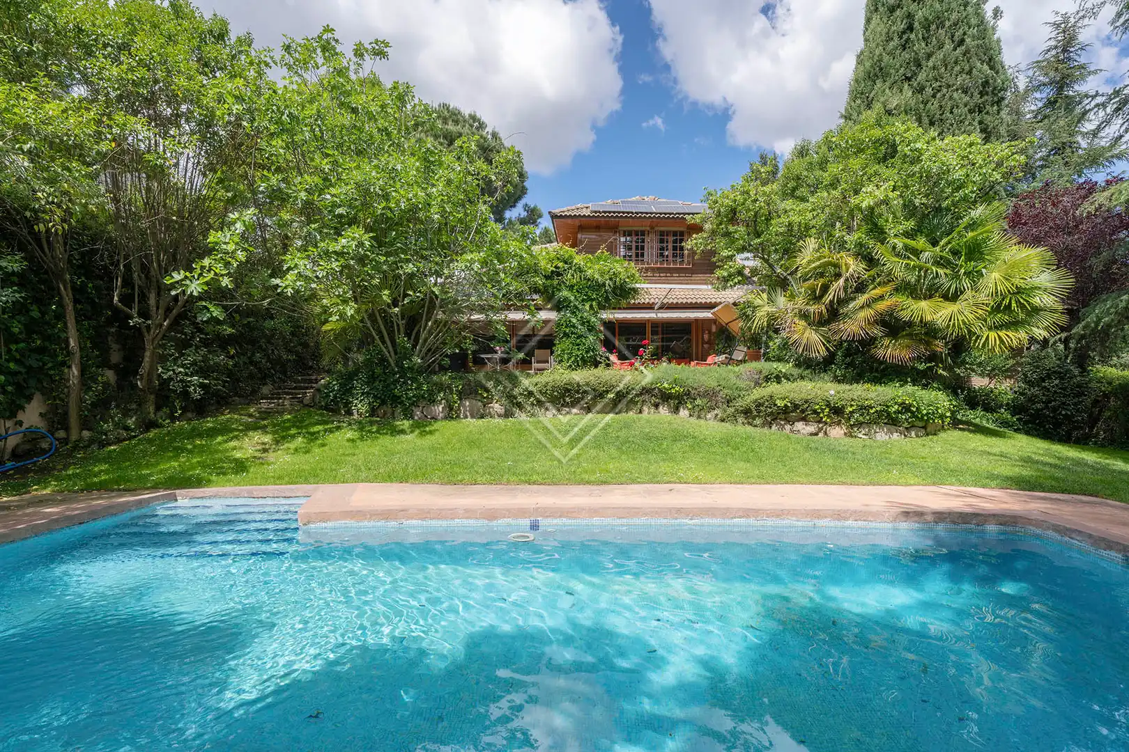 Casa amb piscina en venda a Fuencarral - El Pardo