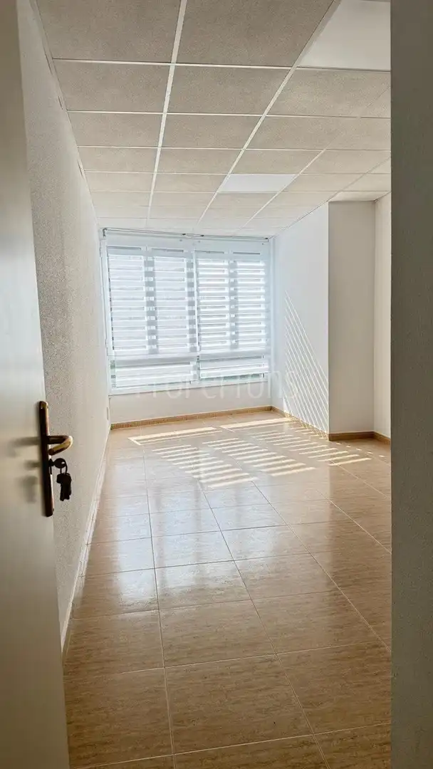 Oficina de lloguer a N/A, imagen 4