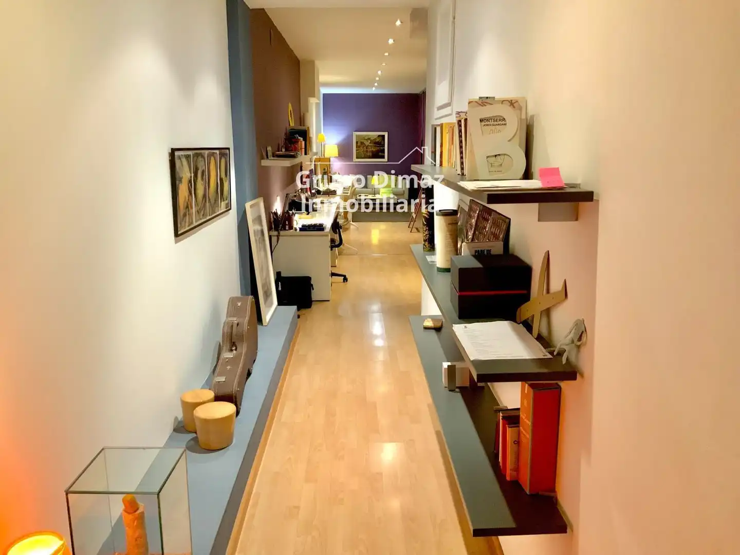 Wohnung zum Verkauf in Barcelona mit Klimaanlage und Terrasse