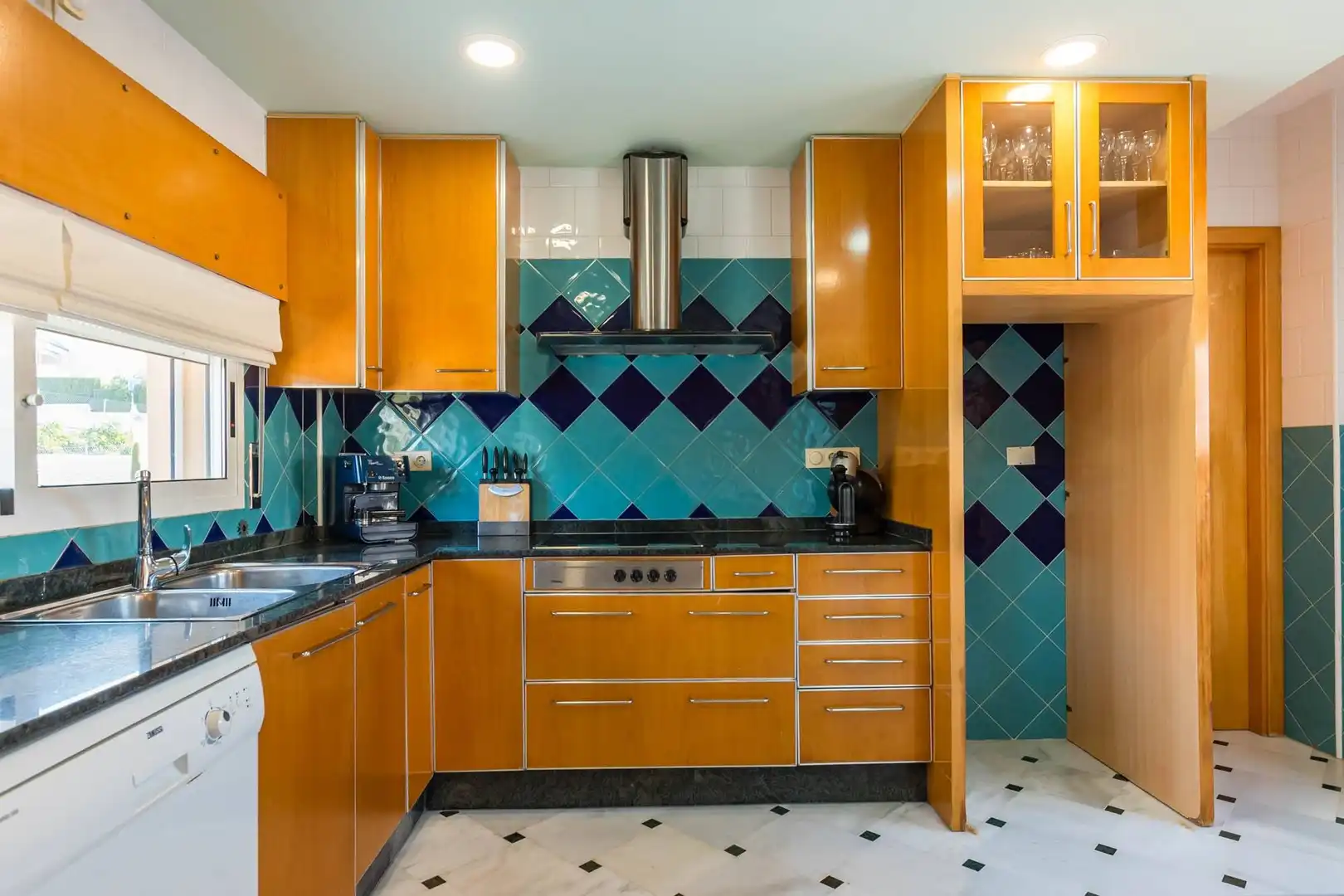 Kitchen of Houses for sale in Cartagena  with Air Conditioner, Heating and Terrace