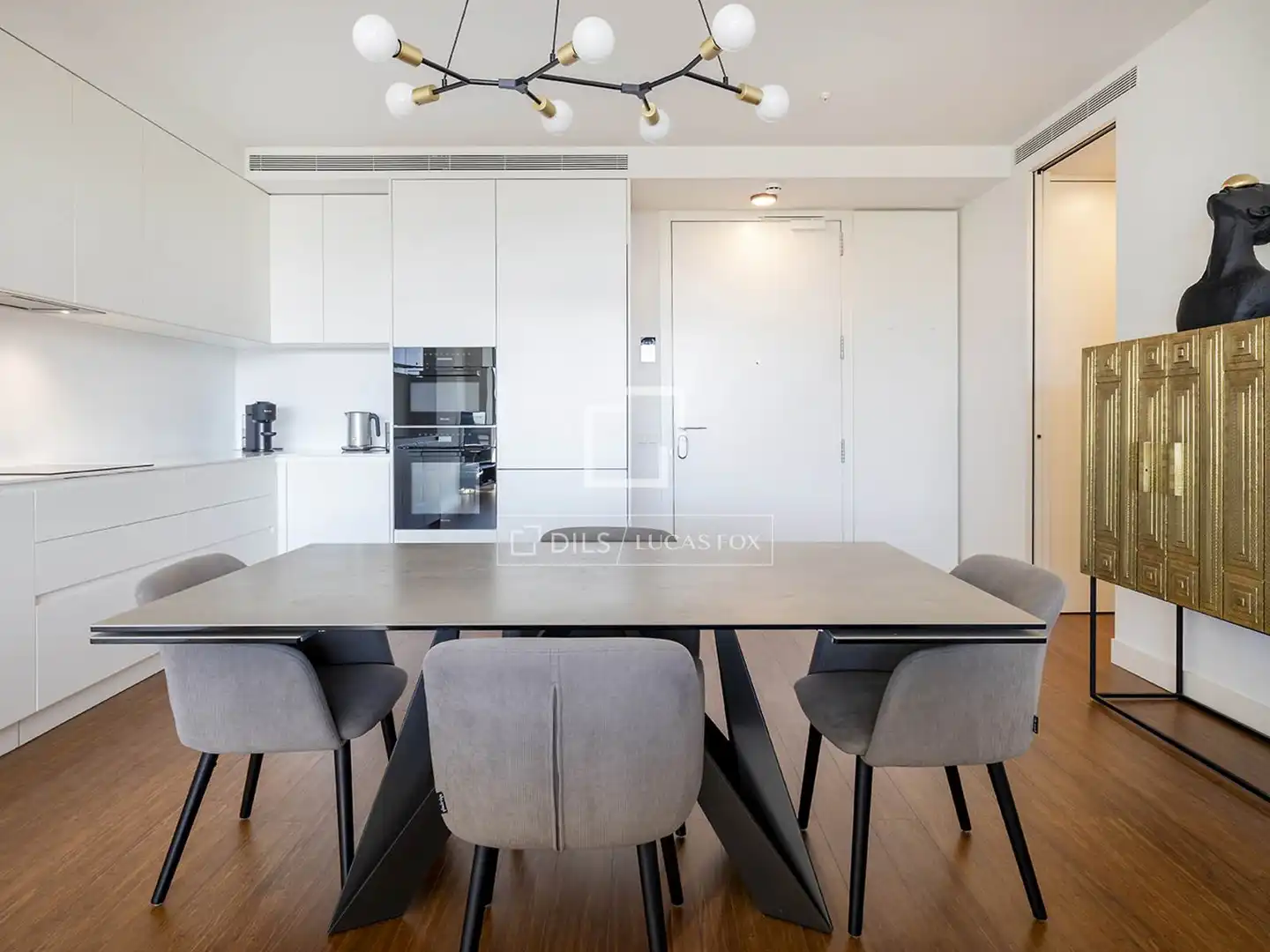 Comedor de Piso de alquiler en Barcelona con Aire acondicionado, Calefacción y Terraza
