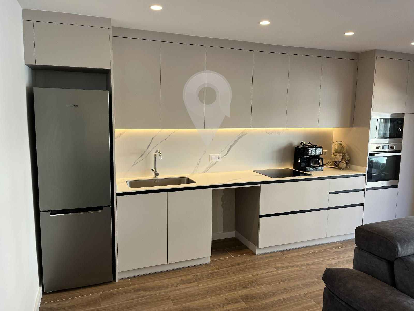 Kitchen of Flat for sale in Roses  with Air Conditioner, Heating and Parquet flooring