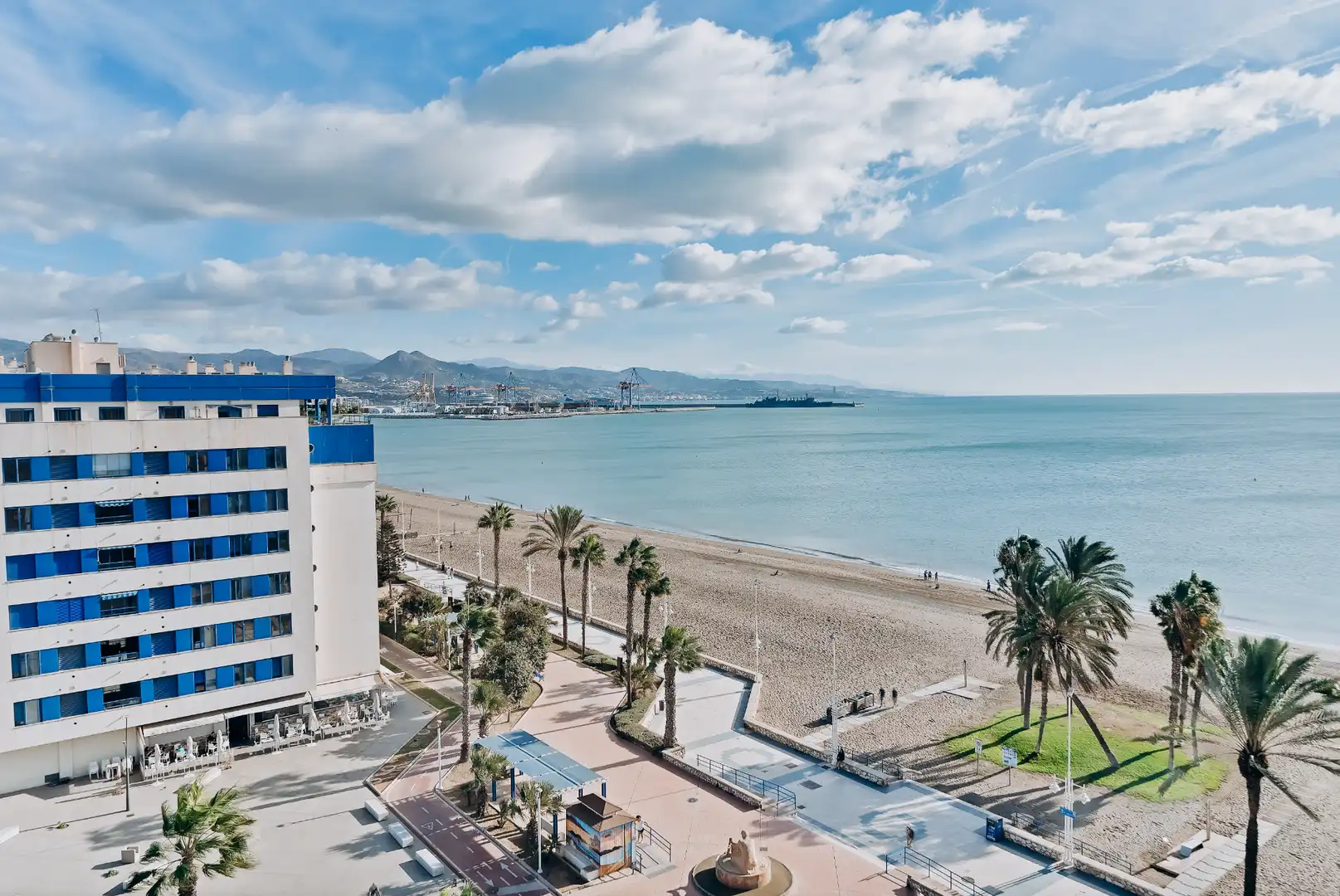 Vista exterior de Ático en venta en Málaga con Aire acondicionado, Calefacción y Terraza