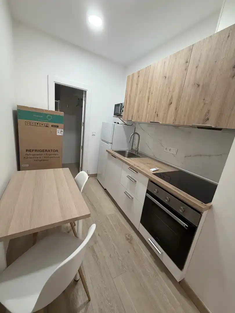 Cuina de Estudi per a compartir en Murcia amb Aire condicionat, Parquet i Piscina