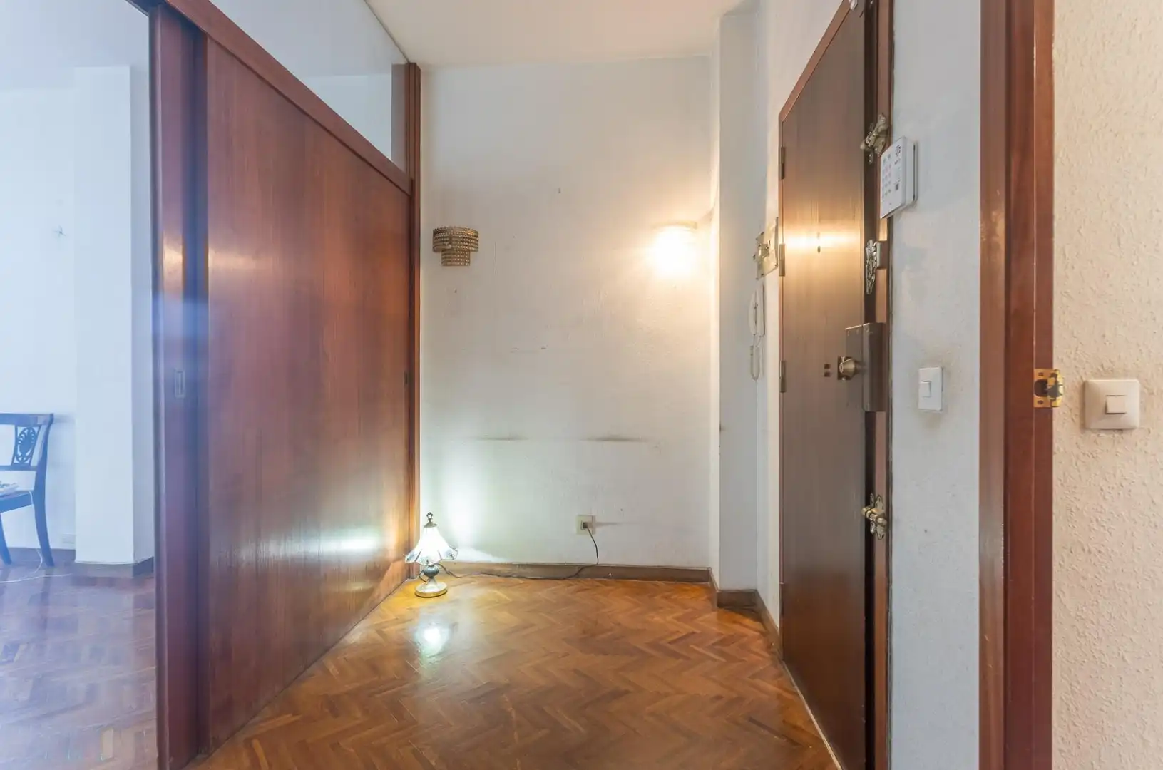 Piso en venta en Barcelona con Calefacción, Parquet y Terraza