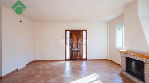 Foto 2 de Casa adosada en venda a El Tomillar, Málaga